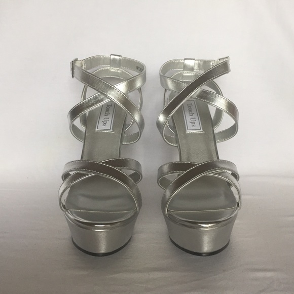 Silver metallic strappy high heels - Picture 6 of 6
